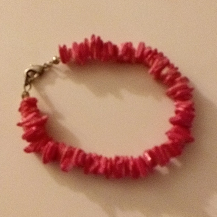 Beautiful Pink Vintage Stone Bracelet 28$